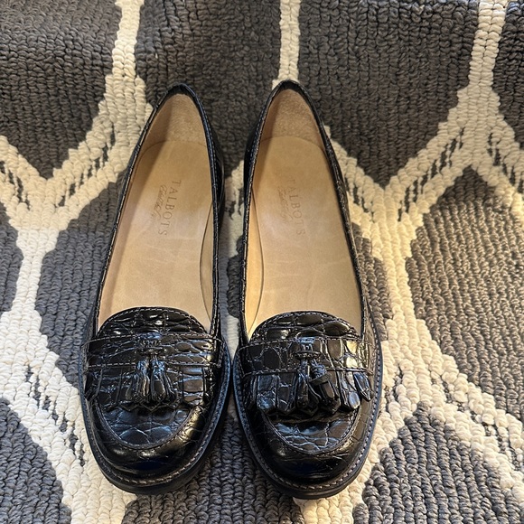 Talbots Black Croc-Embossed Tassel Loafers - Picture 2 of 5